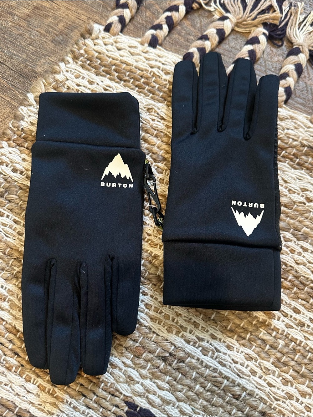 ☾ BURTON logo gloves